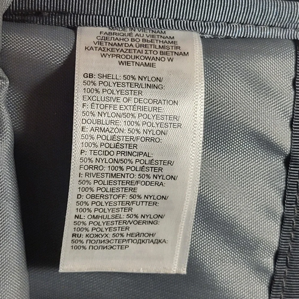 The North Face Vault Backpack Super Clean Gray/Burgundy (NF0A3KV9)